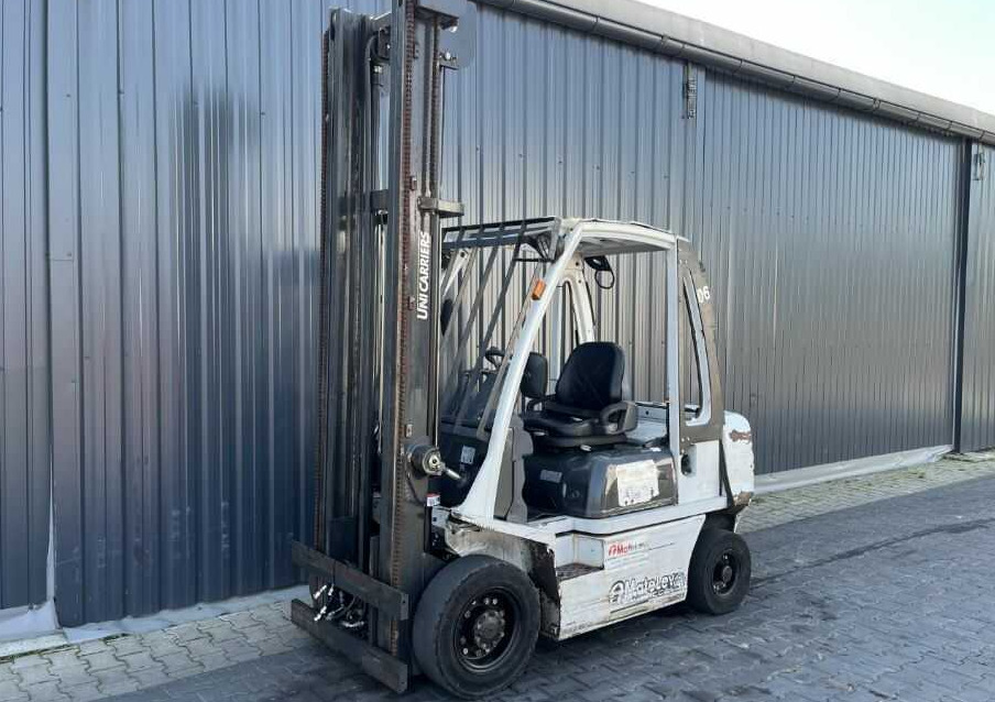 Nissan Y1D2A25Q - Diesel heftruck: afbeelding 1 Nissan Y1D2A25Q - Diesel heftruck: afbeelding 1
