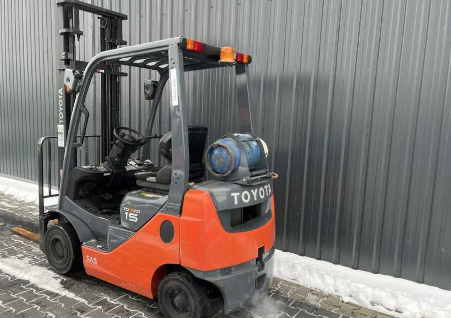 Toyota 8FGF15 - LPG heftruck: afbeelding 3 Toyota 8FGF15 - LPG heftruck: afbeelding 3