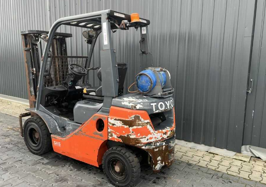 Toyota 8FGF20 - LPG heftruck: afbeelding 3 Toyota 8FGF20 - LPG heftruck: afbeelding 3
