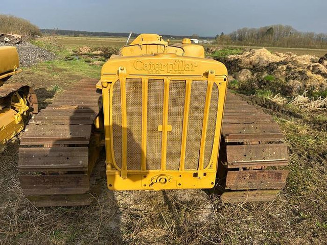 Caterpillar D4 - - Bulldozer: afbeelding 2 Caterpillar D4 - - Bulldozer: afbeelding 2
