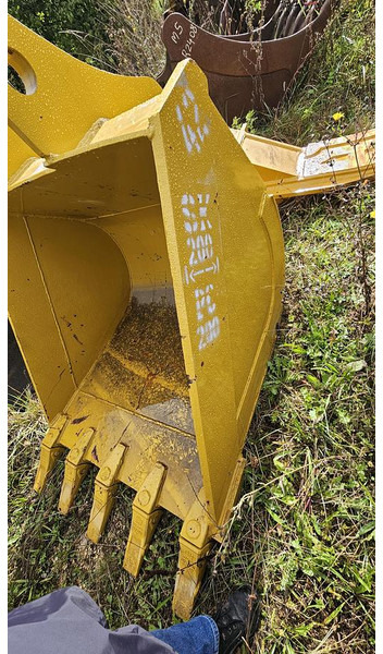 Komatsu PC200 - Bak: afbeelding 3 Komatsu PC200 - Bak: afbeelding 3