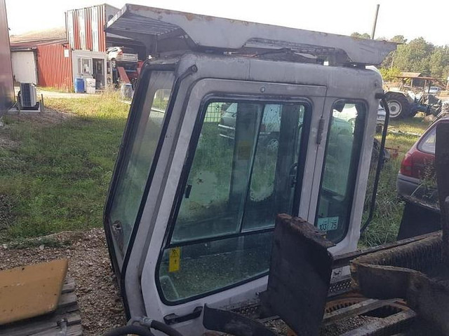 Liebherr A904 R904 A914 R914 A924 R924 A934 R934 A944 R944 A954 R954 - - Cabine en interieur: afbeelding 2 Liebherr A904 R904 A914 R914 A924 R924 A934 R934 A944 R944 A954 R954 - - Cabine en interieur: afbeelding 2