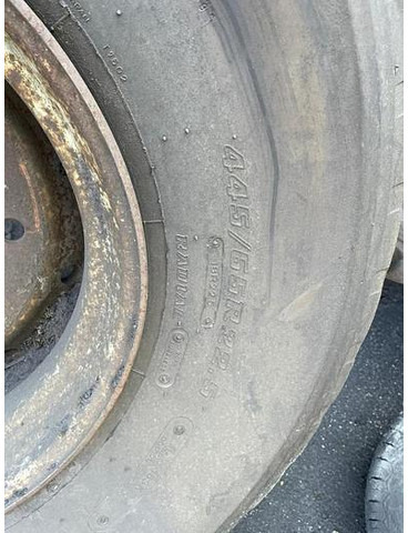 ROUE BRIDGESTONE 65R22.5 M748 - Banden en velgen: afbeelding 4 ROUE BRIDGESTONE 65R22.5 M748 - Banden en velgen: afbeelding 4