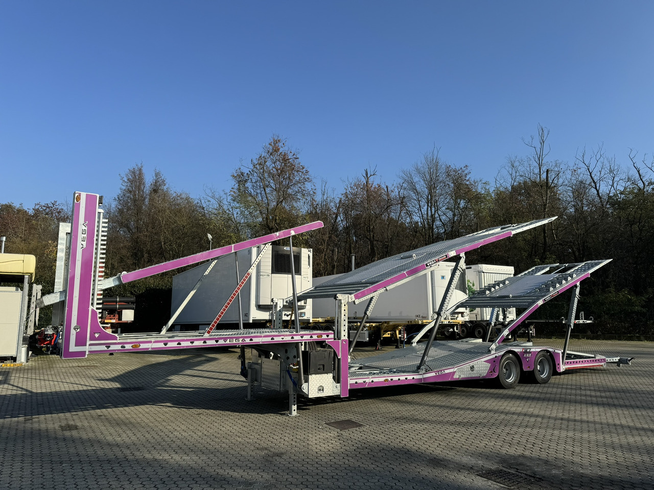 Vega Trailer 2 Axle Jeep Transporter (Vehicles) - Autotransport oplegger: afbeelding 4 Vega Trailer 2 Axle Jeep Transporter (Vehicles) - Autotransport oplegger: afbeelding 4