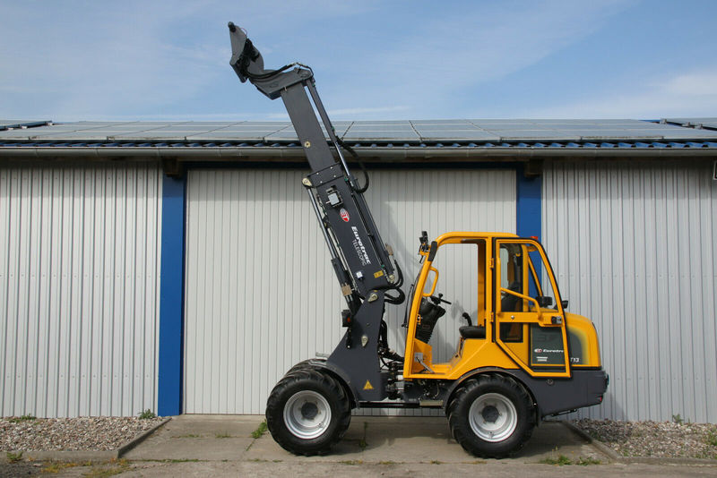 Eurotrac T 13 Teleskop Radlader Hoflader - Telescooplader: afbeelding 3 Eurotrac T 13 Teleskop Radlader Hoflader - Telescooplader: afbeelding 3