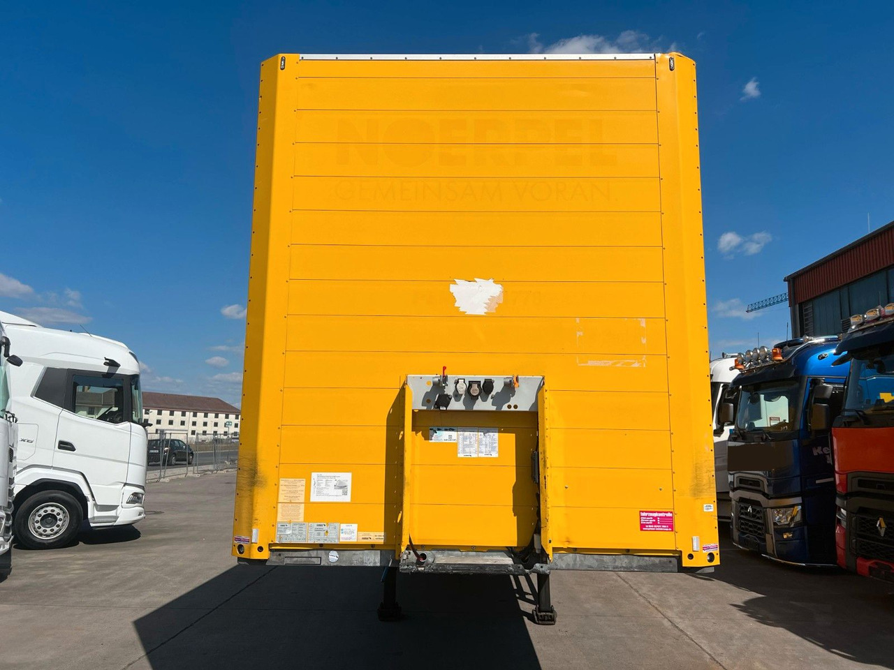 Schmitz Cargobull SCB S3B * KOFFER * SCHEIBENBREMSE * DOPPELSTOCK - Gesloten oplegger: afbeelding 2 Schmitz Cargobull SCB S3B * KOFFER * SCHEIBENBREMSE * DOPPELSTOCK - Gesloten oplegger: afbeelding 2