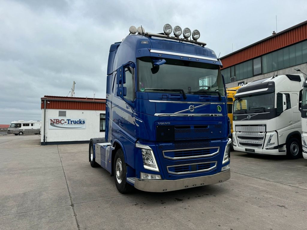 Volvo FH 540 XL *ADR*LEDER * TOP* STANDKLIMA * - Trekker: afbeelding 1 Volvo FH 540 XL *ADR*LEDER * TOP* STANDKLIMA * - Trekker: afbeelding 1