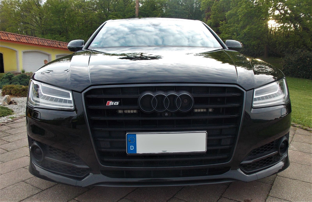 Audi S8 plus original ABT 519kW 320km/h mit 22 Zoll - Sedan: afbeelding 4 Audi S8 plus original ABT 519kW 320km/h mit 22 Zoll - Sedan: afbeelding 4