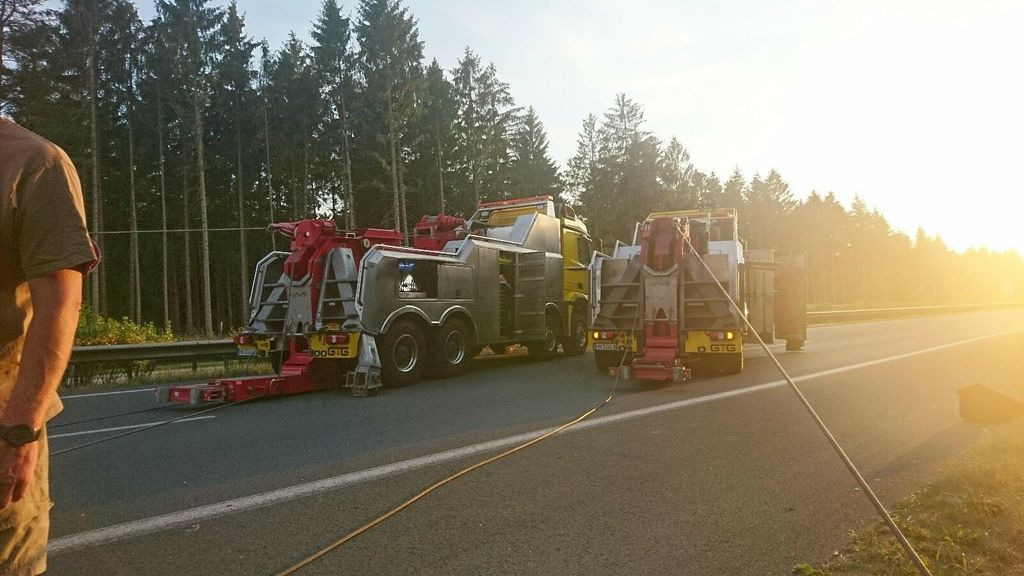 Mercedes-Benz Arocs 8x8 4153 G&G Wrecker Mercedes-Benz Arocs 8x8 4153 G&G Wrecker - Bergingsvoertuig: afbeelding 2 Mercedes-Benz Arocs 8x8 4153 G&G Wrecker Mercedes-Benz Arocs 8x8 4153 G&G Wrecker - Bergingsvoertuig: afbeelding 2