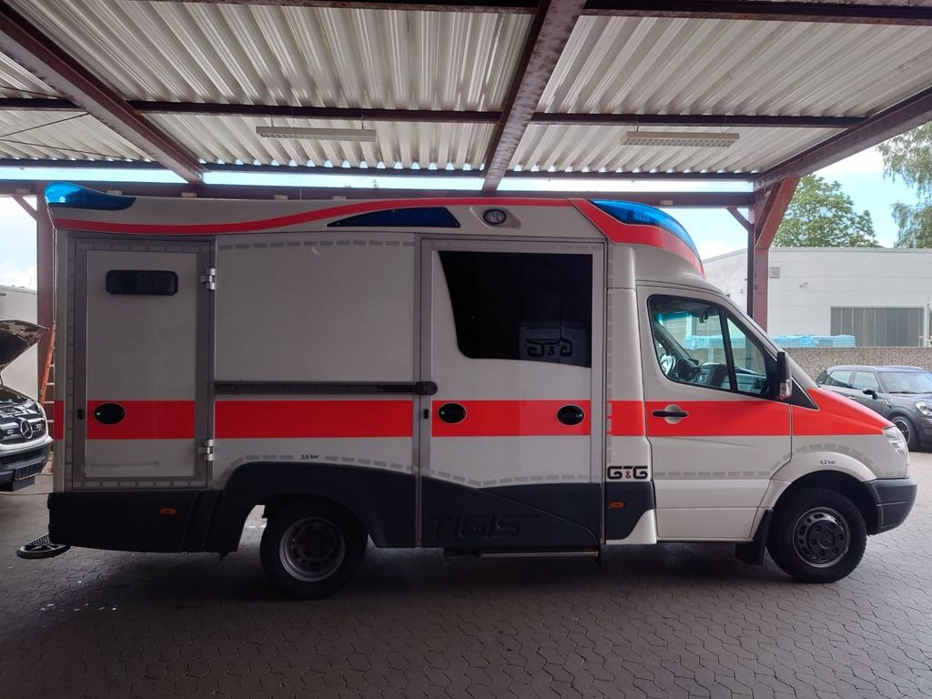 Mercedes-Benz RTW Tigis Mercedes-Benz RTW Tigis - Ambulance: afbeelding 3 Mercedes-Benz RTW Tigis Mercedes-Benz RTW Tigis - Ambulance: afbeelding 3