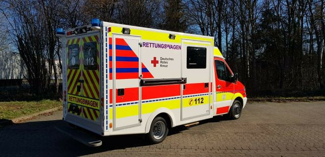 Mercedes-Benz Sprinter 516 // 1 J Garantie // Mercedes-Benz Sprinter 516 // 1 J Garantie // - Ambulance: afbeelding 3 Mercedes-Benz Sprinter 516 // 1 J Garantie // Mercedes-Benz Sprinter 516 // 1 J Garantie // - Ambulance: afbeelding 3