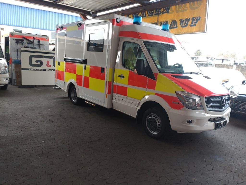 Mercedes-Benz Sprinter 519 / ATM 0km 4x on Stock Mercedes-Benz Sprinter 519 / ATM 0km 4x on Stock - Ambulance: afbeelding 1 Mercedes-Benz Sprinter 519 / ATM 0km 4x on Stock Mercedes-Benz Sprinter 519 / ATM 0km 4x on Stock - Ambulance: afbeelding 1