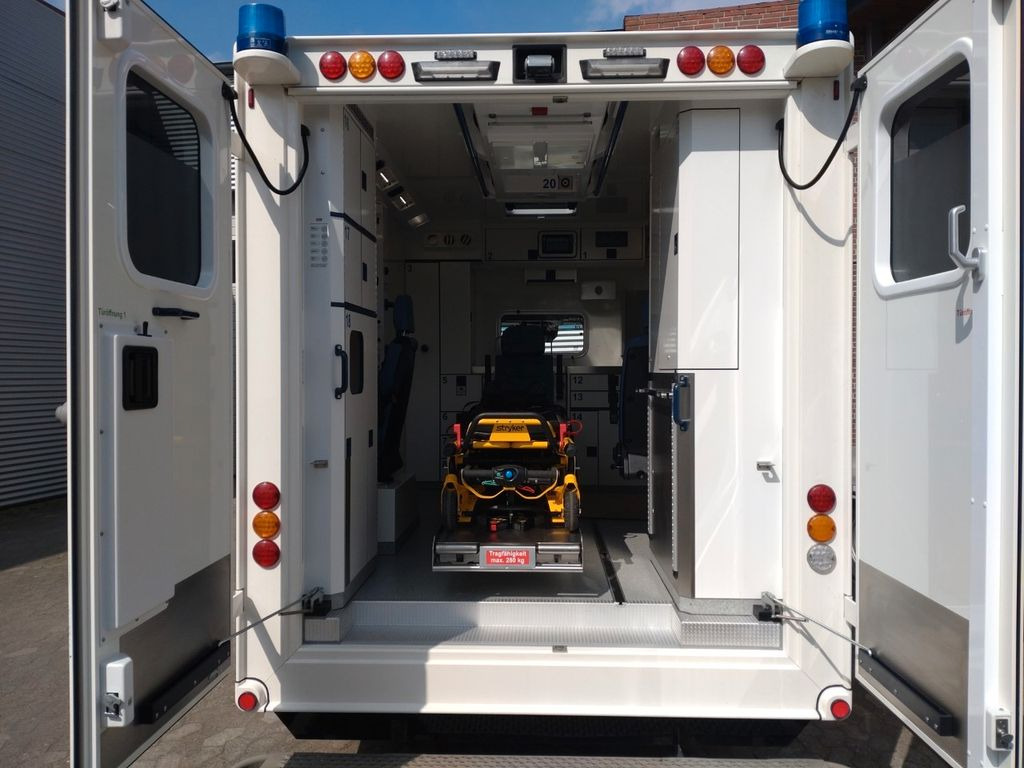 Mercedes-Benz Sprinter 519 / ATM 0km 4x on Stock Mercedes-Benz Sprinter 519 / ATM 0km 4x on Stock - Ambulance: afbeelding 5 Mercedes-Benz Sprinter 519 / ATM 0km 4x on Stock Mercedes-Benz Sprinter 519 / ATM 0km 4x on Stock - Ambulance: afbeelding 5
