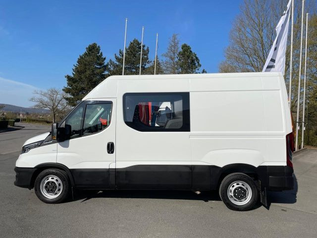 Iveco Daily 35S16A8 CRV MY22 Euro6 Klima AHK Navi ZV - Gesloten bestelwagen: afbeelding 5 Iveco Daily 35S16A8 CRV MY22 Euro6 Klima AHK Navi ZV - Gesloten bestelwagen: afbeelding 5