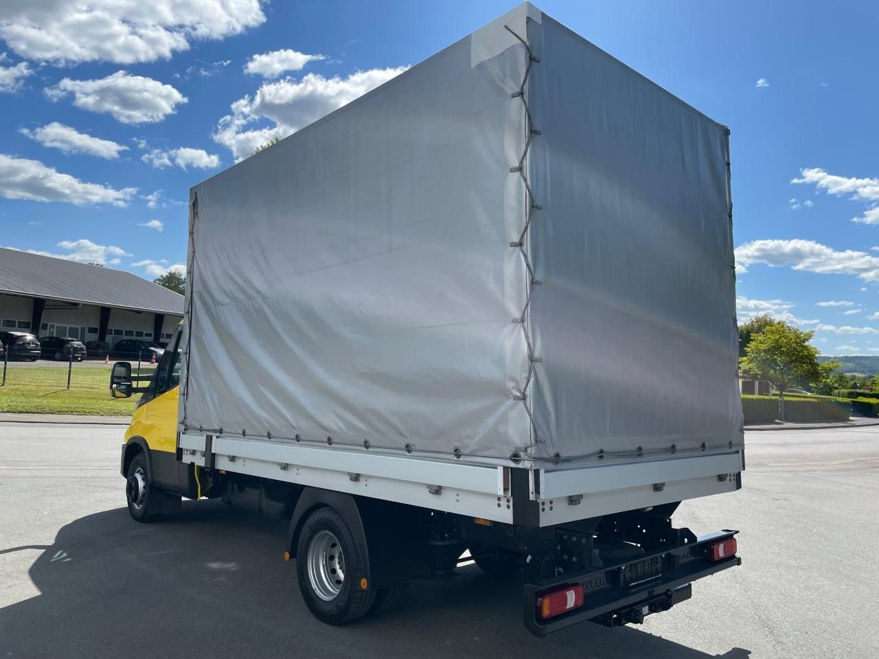 Iveco Daily 70C21HA8/P (72C) Euro6 Klima AHK Navi ZV - Schuifzeilen bestelwagen: afbeelding 5 Iveco Daily 70C21HA8/P (72C) Euro6 Klima AHK Navi ZV - Schuifzeilen bestelwagen: afbeelding 5