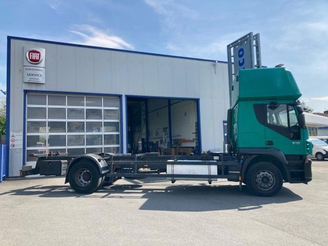 Iveco Stralis AT190S31/FP CM TOPSLEEPER Euro5 Intarder - Containertransporter/ Wissellaadbak vrachtwagen: afbeelding 3 Iveco Stralis AT190S31/FP CM TOPSLEEPER Euro5 Intarder - Containertransporter/ Wissellaadbak vrachtwagen: afbeelding 3