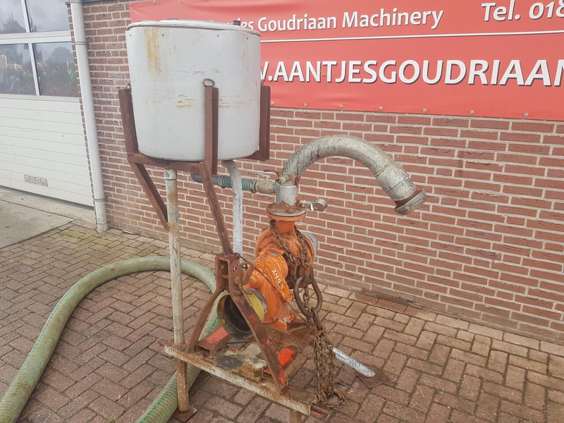 Landini waterpomp - Gebruikt - Water pomp: afbeelding 2 Landini waterpomp - Gebruikt - Water pomp: afbeelding 2