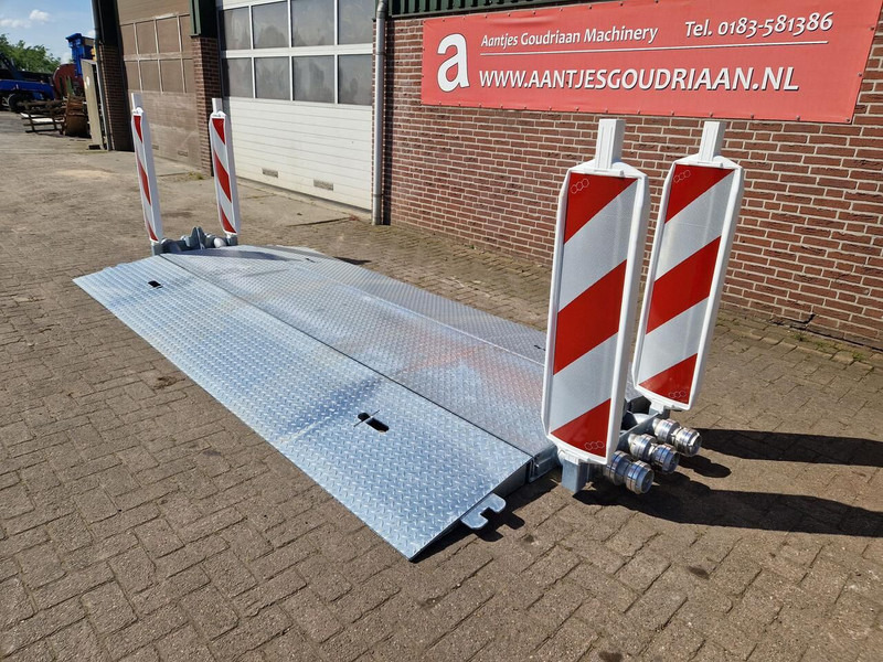 Leidingdrempel / road ramp - Laadbrug: afbeelding 2 Leidingdrempel / road ramp - Laadbrug: afbeelding 2