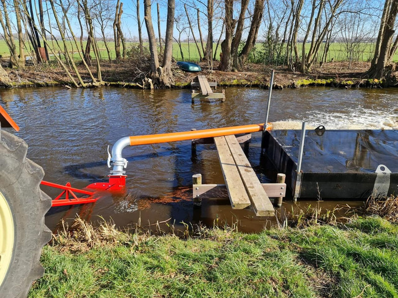 Lely vijzelpomp - Nieuw - Water pomp: afbeelding 1 Lely vijzelpomp - Nieuw - Water pomp: afbeelding 1