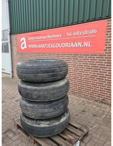 Onbekend 36x11 - Banden en velgen: afbeelding 1 Onbekend 36x11 - Banden en velgen: afbeelding 1