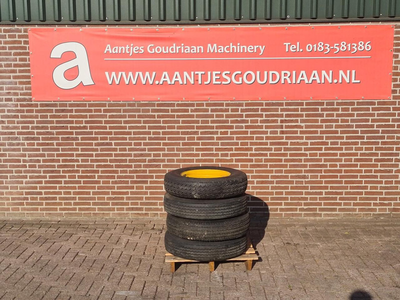 Onbekend Tigab - Banden en velgen: afbeelding 1 Onbekend Tigab - Banden en velgen: afbeelding 1