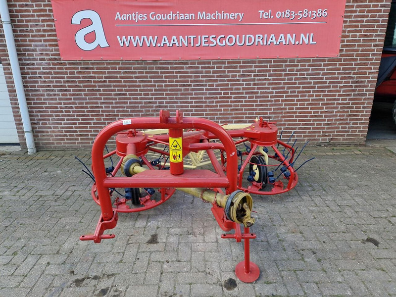 PZ strela - Hooischudder: afbeelding 1 PZ strela - Hooischudder: afbeelding 1