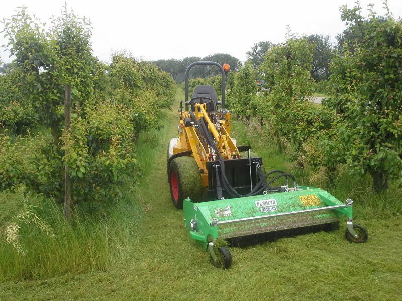 Peruzzo hydraulische klepelmaaier - Klepelmaaier/ Mulcher: afbeelding 2 Peruzzo hydraulische klepelmaaier - Klepelmaaier/ Mulcher: afbeelding 2