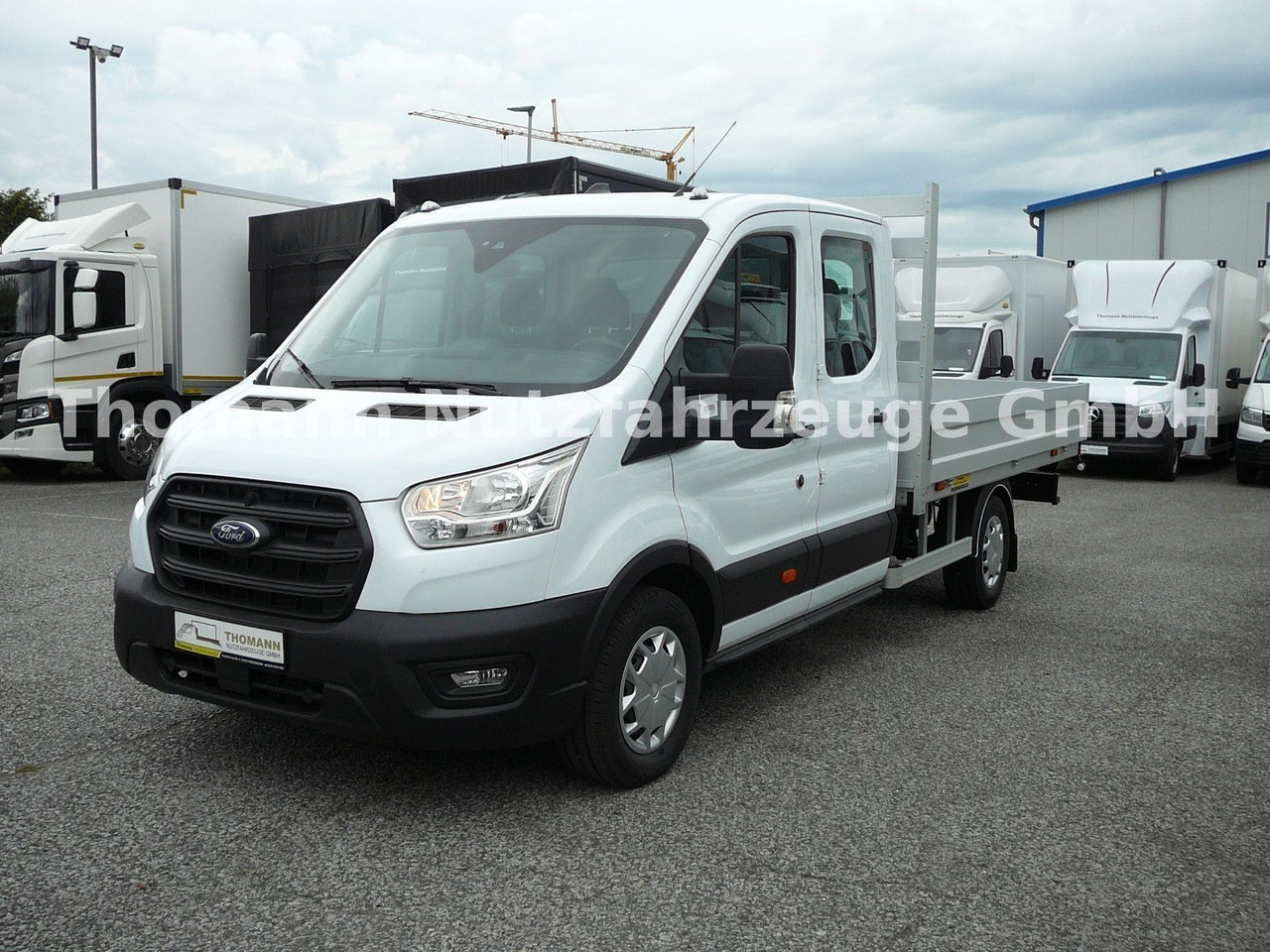 Ford Transit Pritsche Doppelkabine Ford Transit Pritsche Doppelkabine - Bestelwagen open laadbak: afbeelding 1 Ford Transit Pritsche Doppelkabine Ford Transit Pritsche Doppelkabine - Bestelwagen open laadbak: afbeelding 1