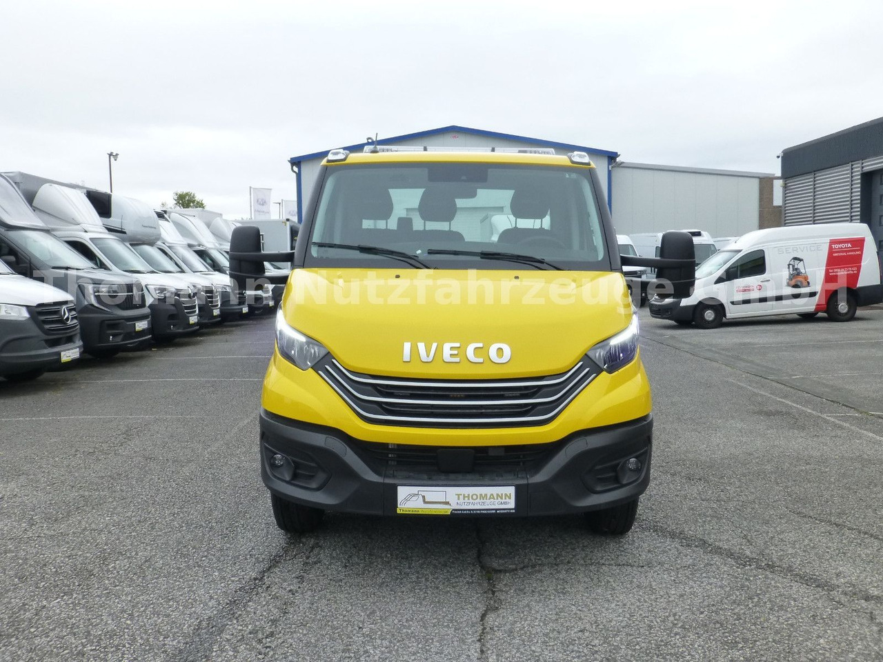 Iveco DAILY 72C18 Schiebeplateu Luftfed Navi Hubbrille - Bergingsvoertuig: afbeelding 3 Iveco DAILY 72C18 Schiebeplateu Luftfed Navi Hubbrille - Bergingsvoertuig: afbeelding 3