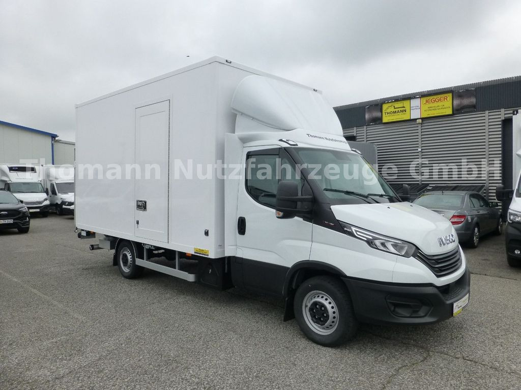 Iveco Daily 35S18 Koffer Ladebordwand Ultralight ! Iveco Daily 35S18 Koffer Ladebordwand Ultralight ! - Bestelwagen gesloten laadbak: afbeelding 1 Iveco Daily 35S18 Koffer Ladebordwand Ultralight ! Iveco Daily 35S18 Koffer Ladebordwand Ultralight ! - Bestelwagen gesloten laadbak: afbeelding 1