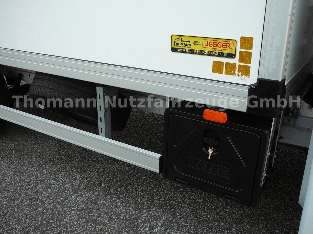 Mercedes-Benz Sprinter 317 CDI Kühlkoffer Xarios 300 LBW - Koelwagen: afbeelding 4 Mercedes-Benz Sprinter 317 CDI Kühlkoffer Xarios 300 LBW - Koelwagen: afbeelding 4