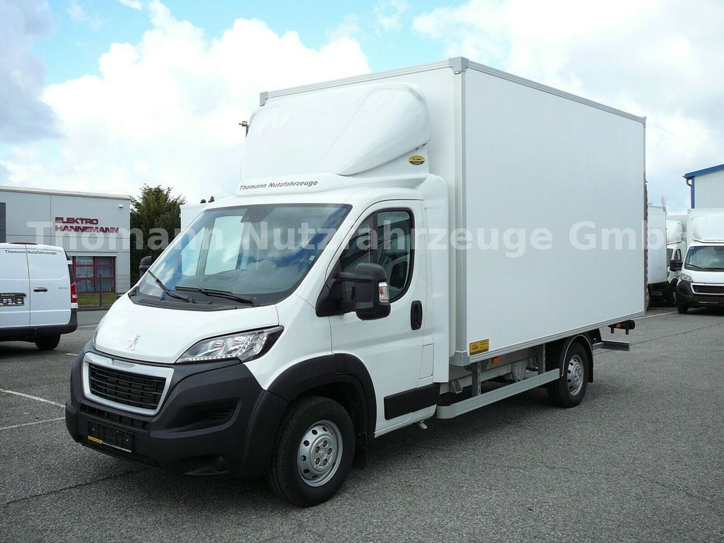 Peugeot Boxer Koffer Ladebordwand 750Kg Klimaautomatik Peugeot Boxer Koffer Ladebordwand 750Kg Klimaautomatik - Bestelwagen gesloten laadbak: afbeelding 1 Peugeot Boxer Koffer Ladebordwand 750Kg Klimaautomatik Peugeot Boxer Koffer Ladebordwand 750Kg Klimaautomatik - Bestelwagen gesloten laadbak: afbeelding 1