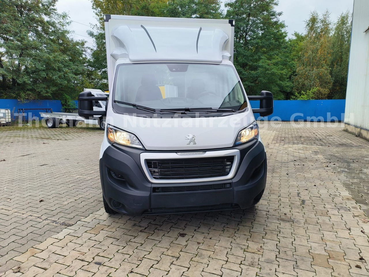 Peugeot Boxer Premium Koffer Extra Tief mit Klappe ! - Bestelwagen gesloten laadbak: afbeelding 4 Peugeot Boxer Premium Koffer Extra Tief mit Klappe ! - Bestelwagen gesloten laadbak: afbeelding 4