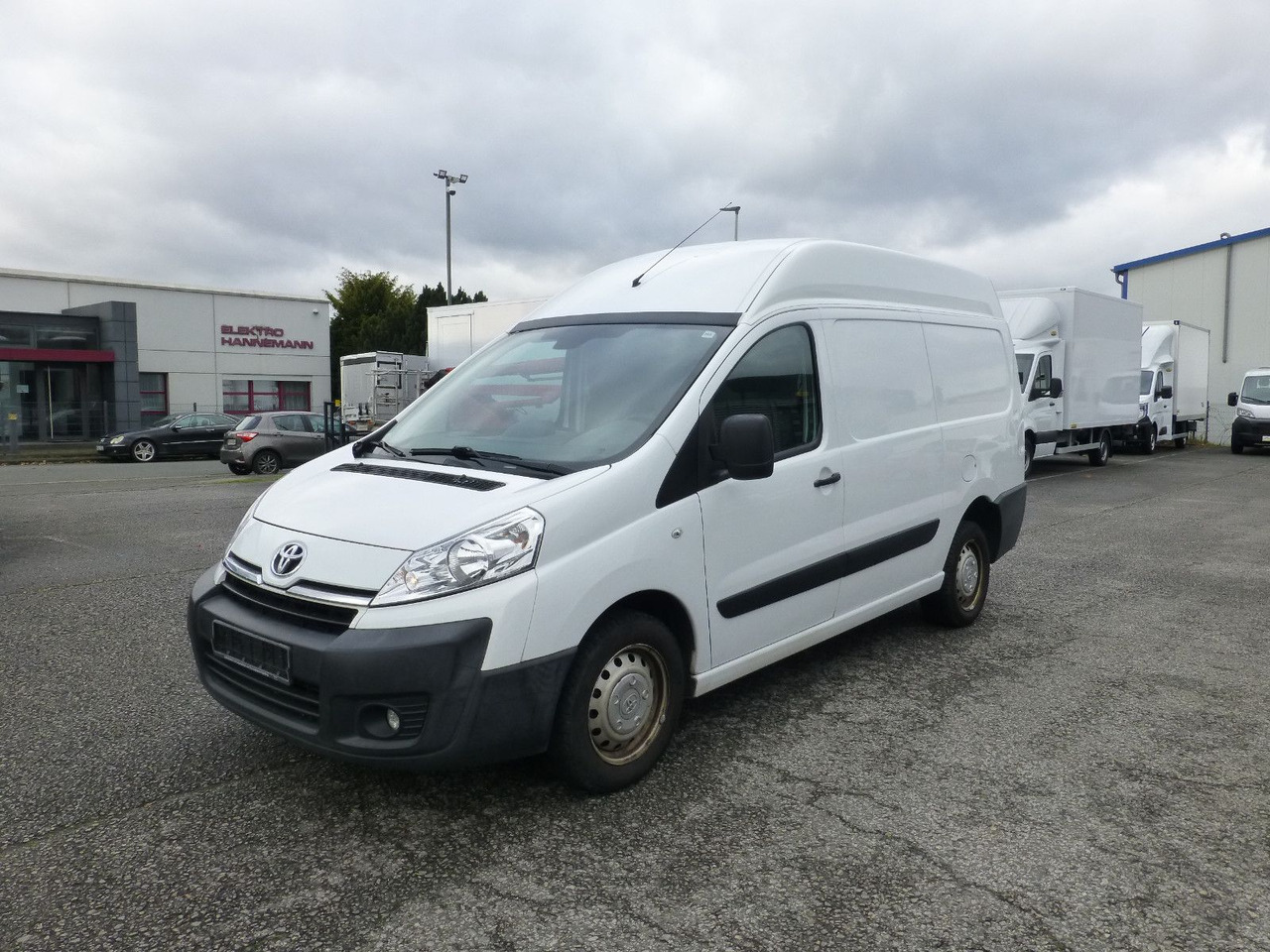 Toyota PROACE 2.0d L2H2 Klima Standheizung - Kleine bestelwagen: afbeelding 2 Toyota PROACE 2.0d L2H2 Klima Standheizung - Kleine bestelwagen: afbeelding 2
