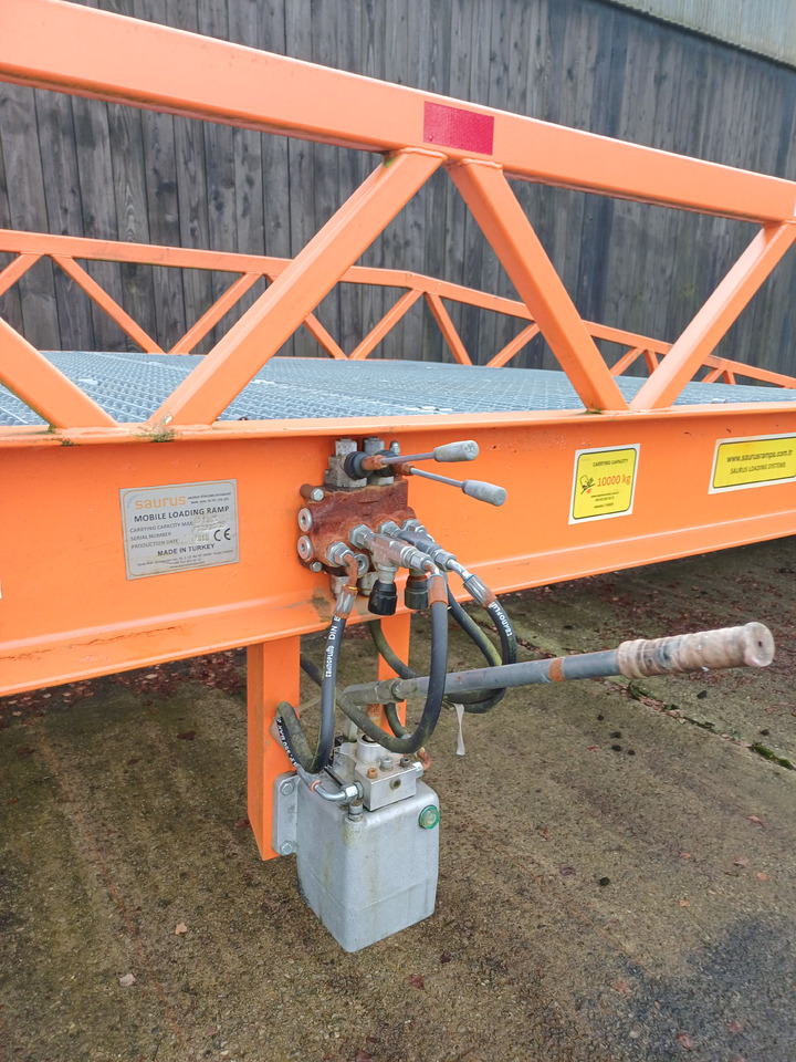 Saurus - Laadbrug: afbeelding 4 Saurus - Laadbrug: afbeelding 4