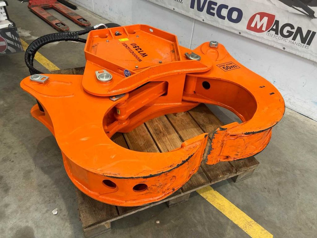 Westtech Woodcracker W1350 Spaltzange DEMO Roto - Aanbouwdeel voor Bosbouwmachine: afbeelding 3 Westtech Woodcracker W1350 Spaltzange DEMO Roto - Aanbouwdeel voor Bosbouwmachine: afbeelding 3