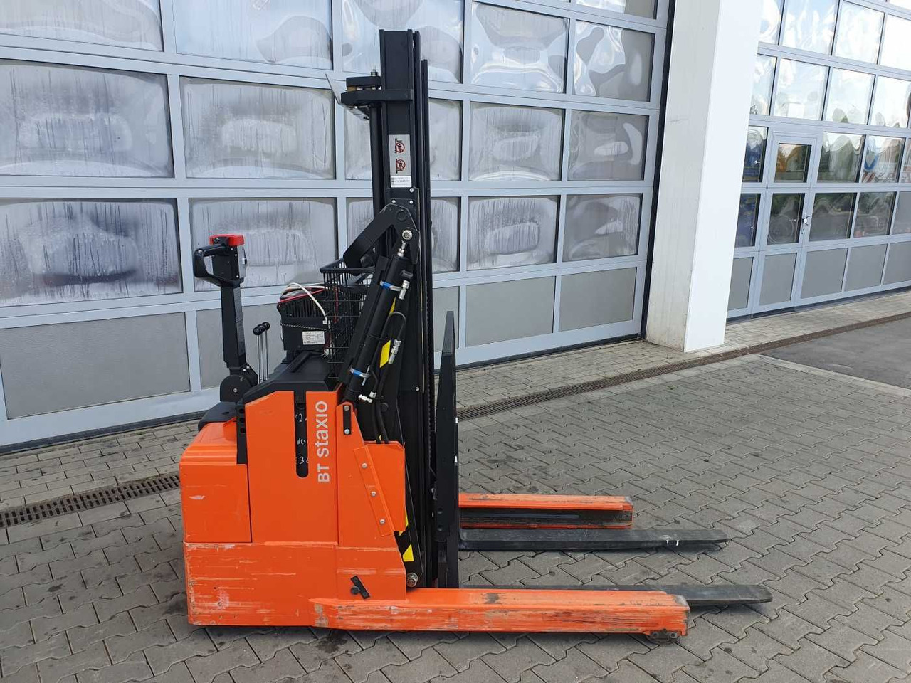 Toyota RWE 120 / Schubmaststapler / Duplex:2.9m / 257h! - Andere machine: afbeelding 3 Toyota RWE 120 / Schubmaststapler / Duplex:2.9m / 257h! - Andere machine: afbeelding 3
