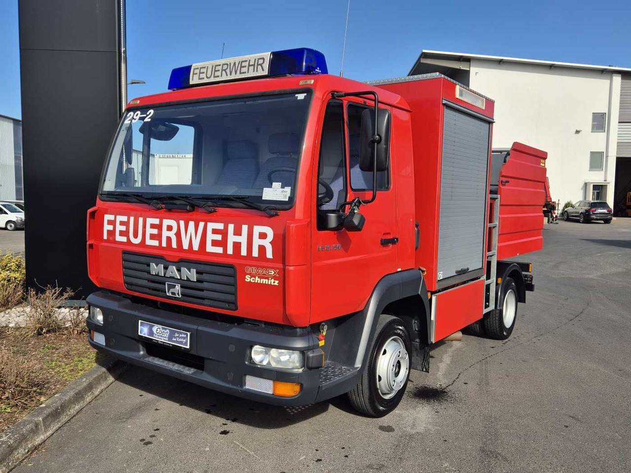 MAN LE 8.150 Schaumlöschfahrzeug Schmitz SLF25/25 - Bestelwagen: afbeelding 2 MAN LE 8.150 Schaumlöschfahrzeug Schmitz SLF25/25 - Bestelwagen: afbeelding 2