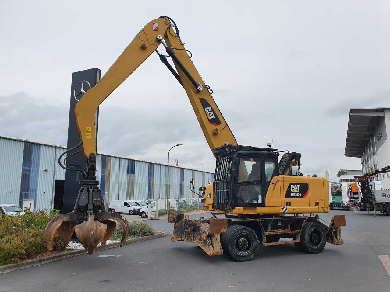 CAT MH3024 / MH 3024 / Greifer / 2018 / 9.424h - Mobiele graafmachine: afbeelding 2 CAT MH3024 / MH 3024 / Greifer / 2018 / 9.424h - Mobiele graafmachine: afbeelding 2