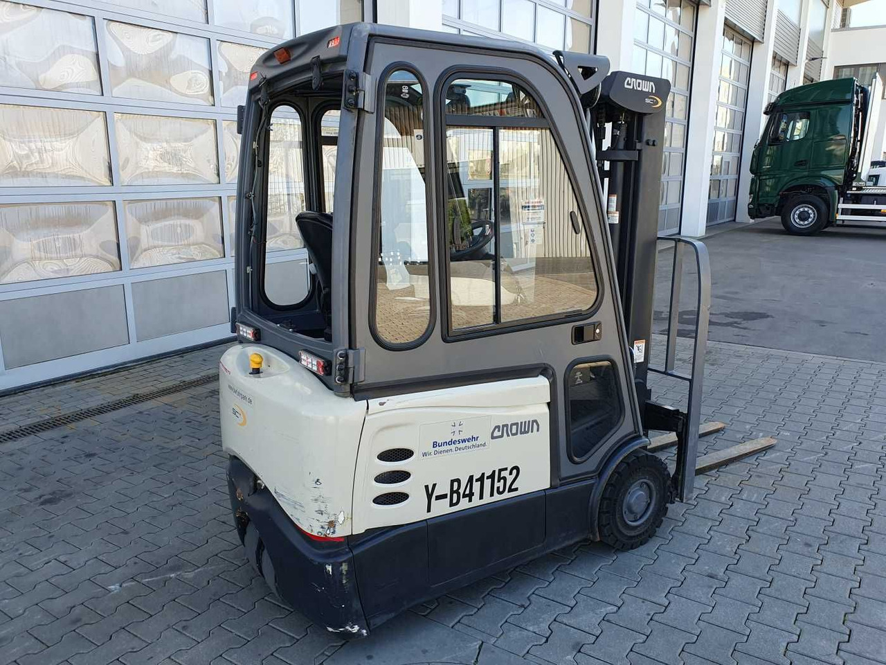 Crown SCT6020-1.3 /Triplex: 4.30m /Batterie 2020 - Elektrische heftruck: afbeelding 3 Crown SCT6020-1.3 /Triplex: 4.30m /Batterie 2020 - Elektrische heftruck: afbeelding 3