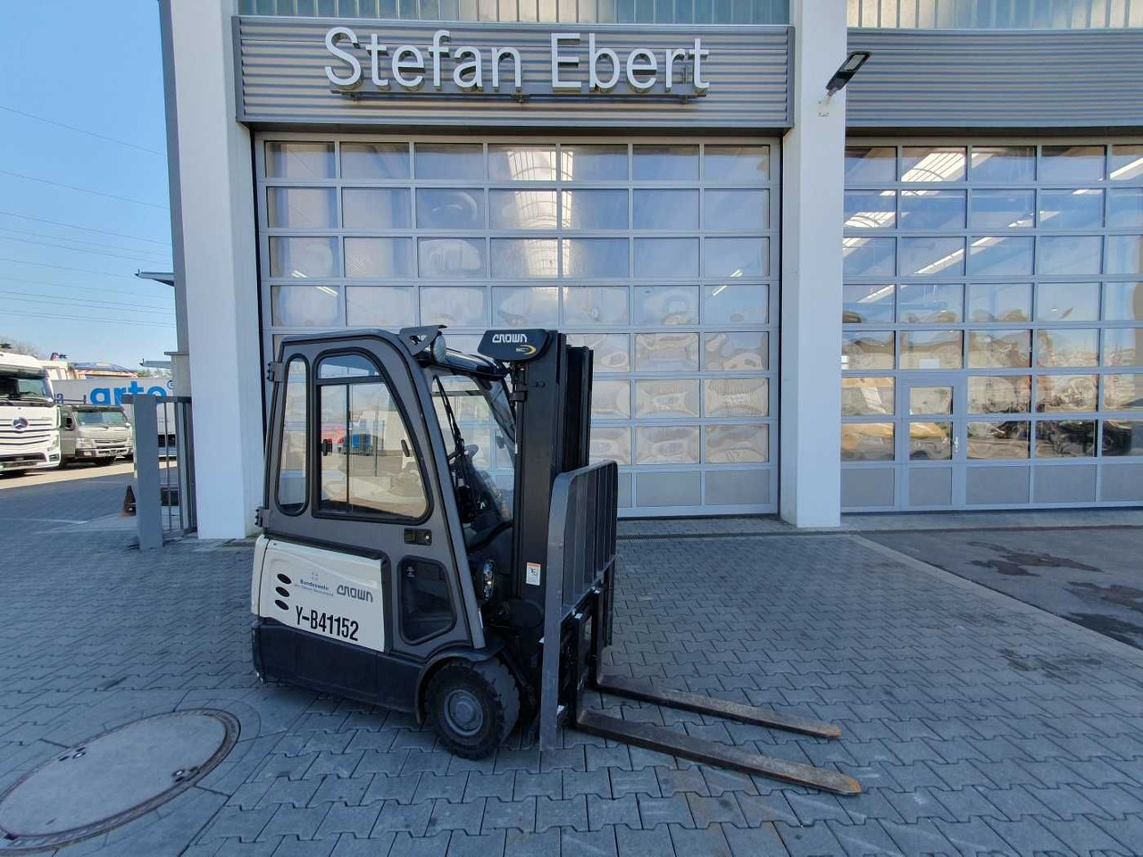 Crown SCT6020-1.3 /Triplex: 4.30m /Batterie 2020 - Elektrische heftruck: afbeelding 1 Crown SCT6020-1.3 /Triplex: 4.30m /Batterie 2020 - Elektrische heftruck: afbeelding 1