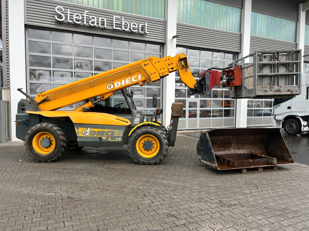 Dieci Icarus 40.16 ET 166 / 4.238 h / 2003 - Verreiker: afbeelding 2 Dieci Icarus 40.16 ET 166 / 4.238 h / 2003 - Verreiker: afbeelding 2