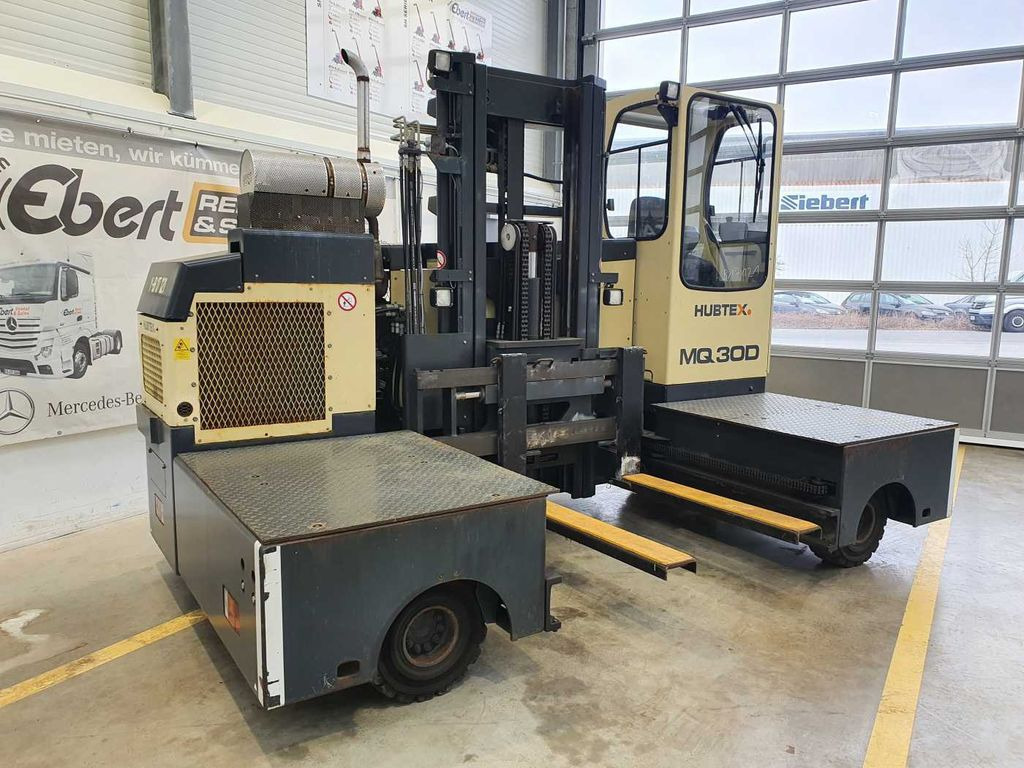 Hubtex MQ 30 D / nur 201h! / Diesel / 2008 - Zijlader: afbeelding 3 Hubtex MQ 30 D / nur 201h! / Diesel / 2008 - Zijlader: afbeelding 3