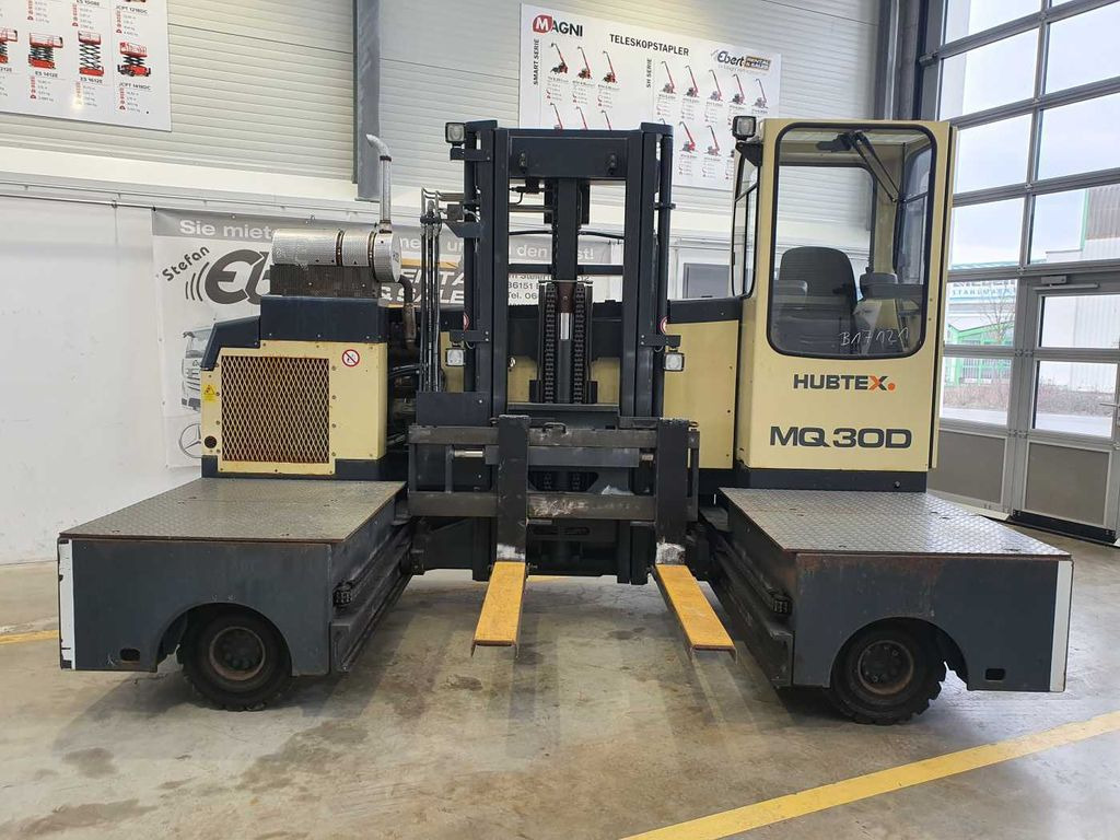 Hubtex MQ 30 D / nur 201h! / Diesel / 2008 - Zijlader: afbeelding 2 Hubtex MQ 30 D / nur 201h! / Diesel / 2008 - Zijlader: afbeelding 2