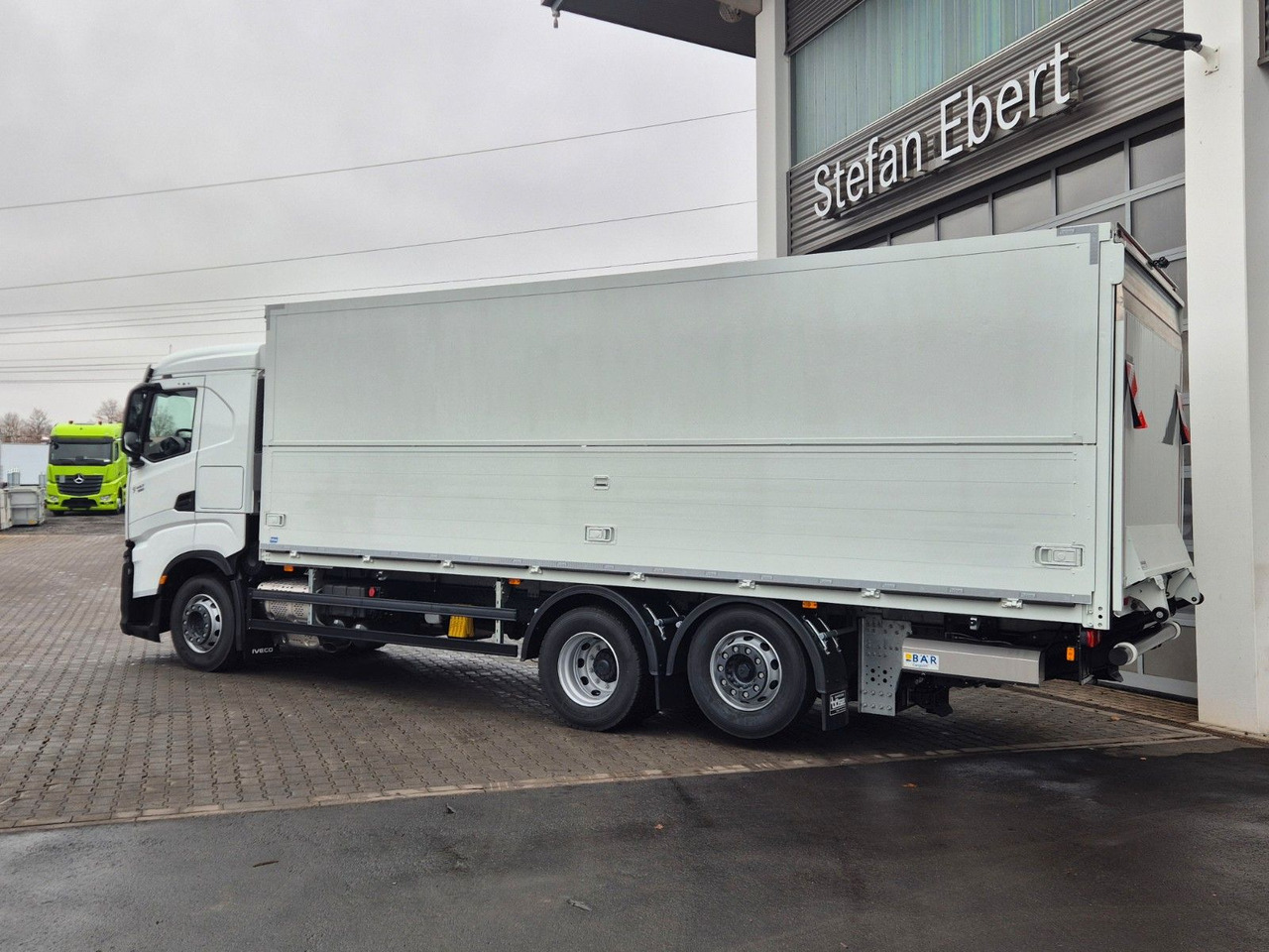Iveco AS260S50Y/FS 6x2 Böse Schwenkwand + LBW 2 x AHK - Drankenwagen vrachtwagen: afbeelding 3 Iveco AS260S50Y/FS 6x2 Böse Schwenkwand + LBW 2 x AHK - Drankenwagen vrachtwagen: afbeelding 3