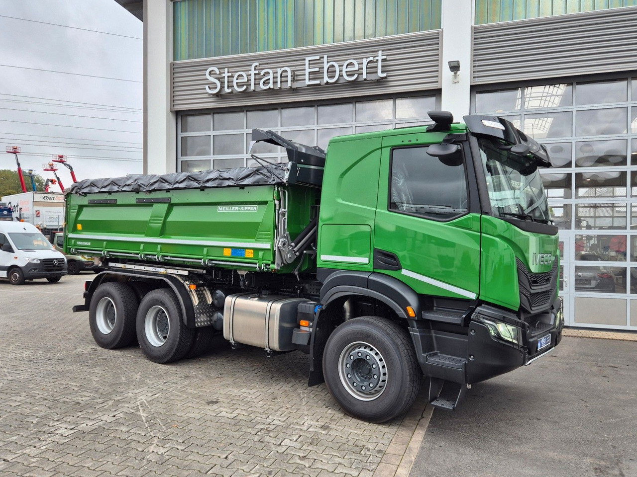 Iveco AT300X54Z HR OFF Bordmatik AHK Intarder - Kipper vrachtwagen: afbeelding 4 Iveco AT300X54Z HR OFF Bordmatik AHK Intarder - Kipper vrachtwagen: afbeelding 4
