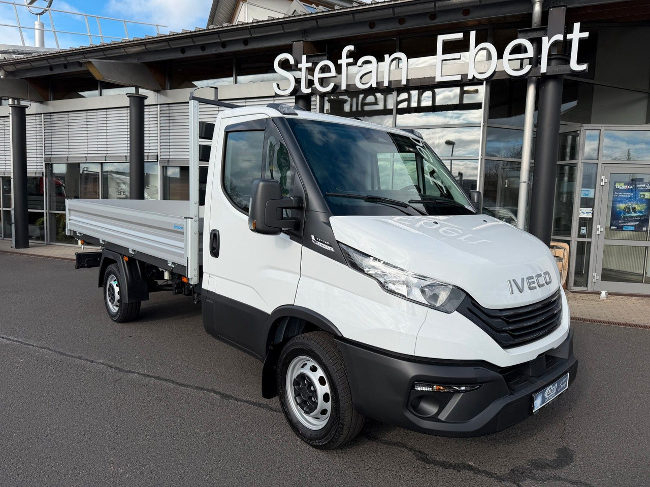 Iveco Daily 35S14 A8 *R3.450mm*Automatik*Klima* 4x - Kipper bestelwagen: afbeelding 1 Iveco Daily 35S14 A8 *R3.450mm*Automatik*Klima* 4x - Kipper bestelwagen: afbeelding 1