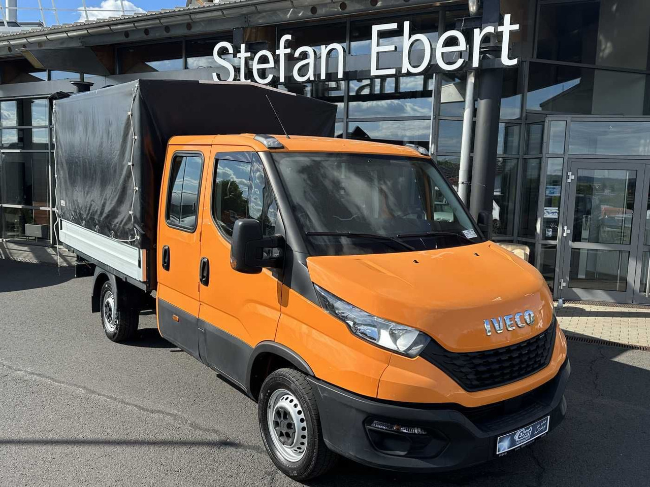 Iveco Daily 35S14 Pritsche+Plane *AHK*Ladekran*7-Sitze - Bestelwagen open laadbak: afbeelding 1 Iveco Daily 35S14 Pritsche+Plane *AHK*Ladekran*7-Sitze - Bestelwagen open laadbak: afbeelding 1