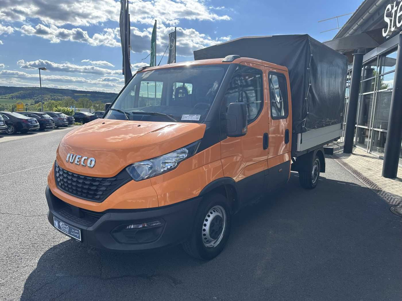 Iveco Daily 35S14 Pritsche+Plane *AHK*Ladekran*7-Sitze - Bestelwagen open laadbak: afbeelding 3 Iveco Daily 35S14 Pritsche+Plane *AHK*Ladekran*7-Sitze - Bestelwagen open laadbak: afbeelding 3