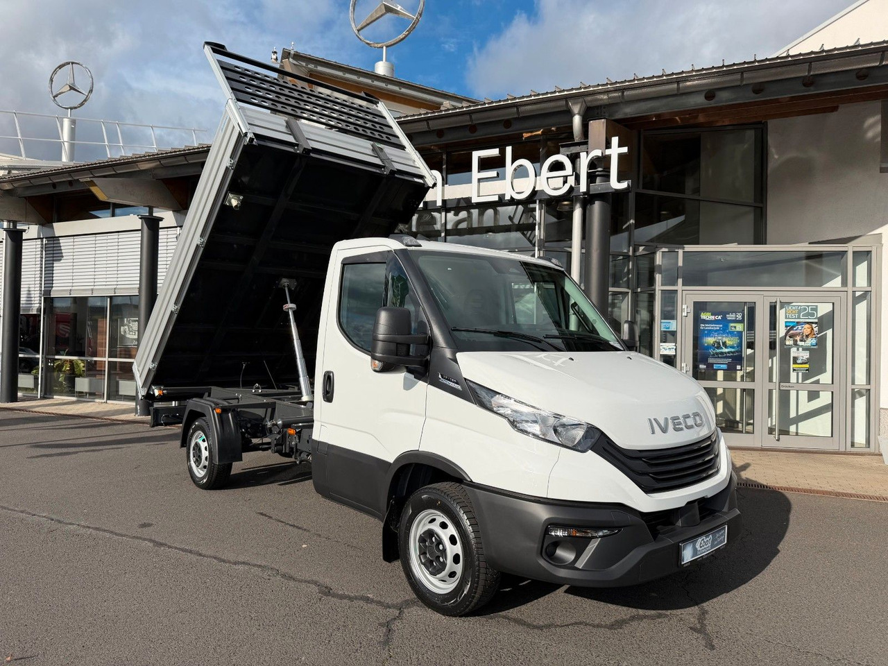 Iveco Daily 35S16 A8 *R3.450mm*Automatik*Klima* 3x - Kipper bestelwagen: afbeelding 1 Iveco Daily 35S16 A8 *R3.450mm*Automatik*Klima* 3x - Kipper bestelwagen: afbeelding 1